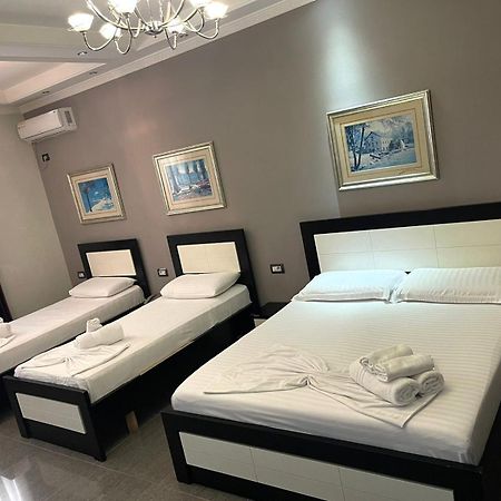 Hotel Erandi Rinas Kültér fotó