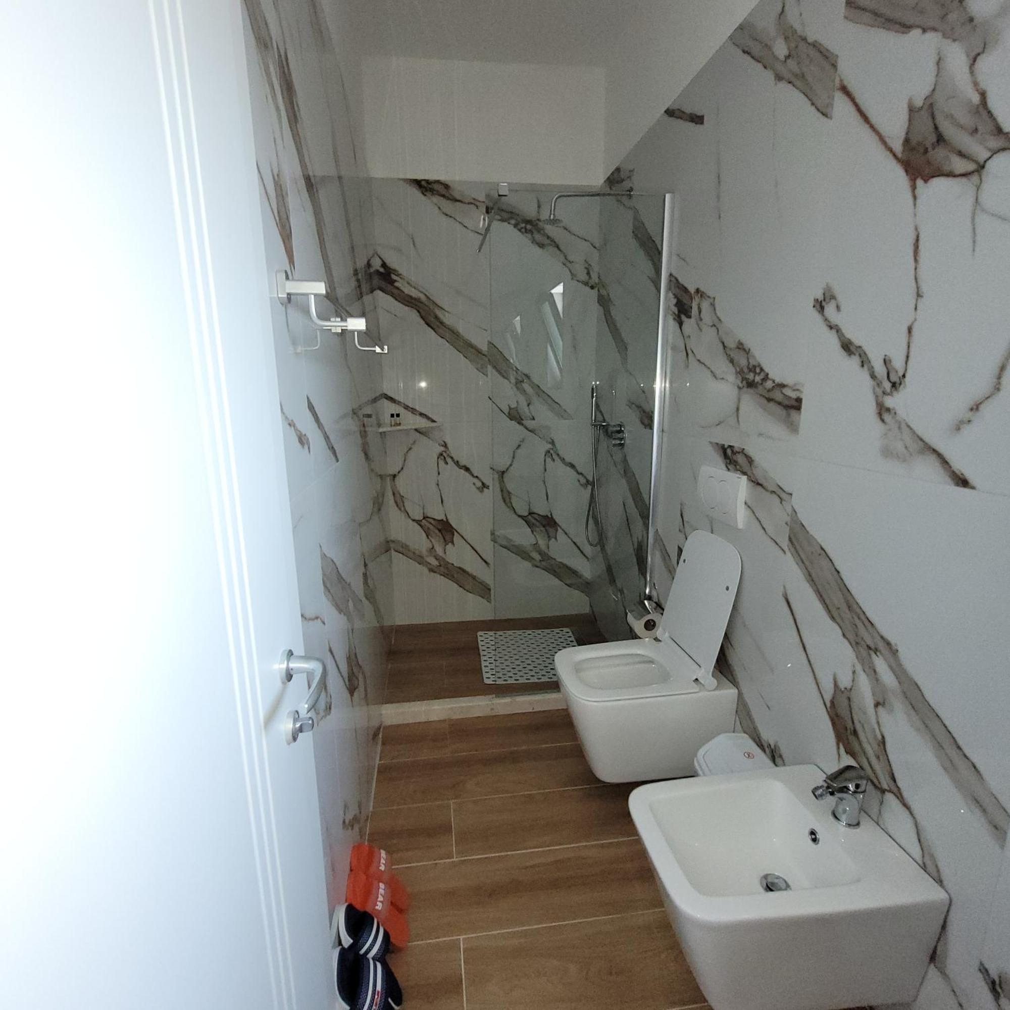 Hotel Erandi Rinas Kültér fotó