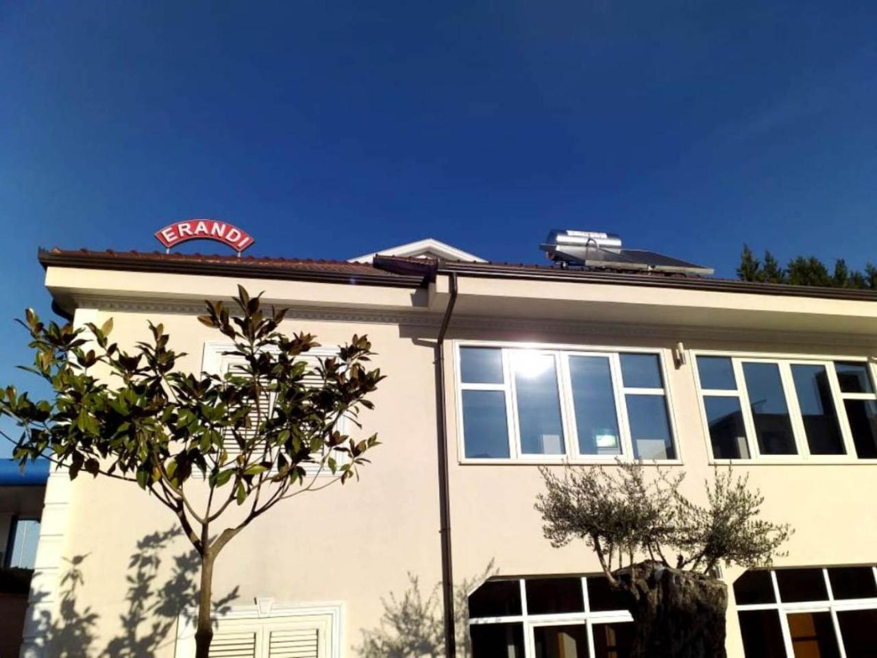 Hotel Erandi Rinas Kültér fotó