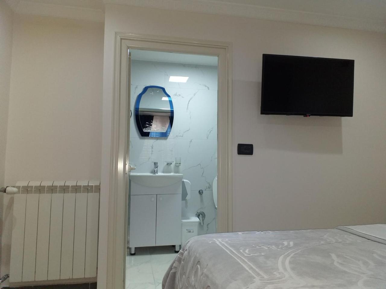 Hotel Erandi Rinas Kültér fotó