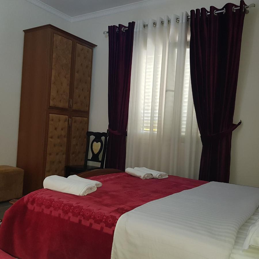 Hotel Erandi Rinas Kültér fotó